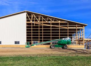 farm building construction